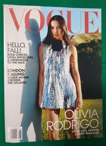 VOGUE USA  - AUGUST 2023 - OLIVIA RODRIGO - BRAND NEW - Timothee Chalamet - Picture 1 of 9