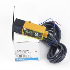 OMRON E3S-R2E41 Photoelectric Switch New