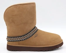 UGG Women's Classic Short Crescent boot