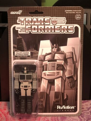 TARGET Exclusive! Optimus Prime - Super 7 ReAction Transformers G1 Fallen Leader