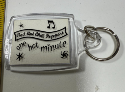 RHCP RED HOT CHILI PEPPERS One Hot Minute PHOTOS KEY CHAIN