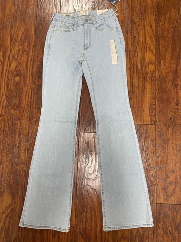 Universal Thread Women's High Rise Flare Jeans 00 Reg