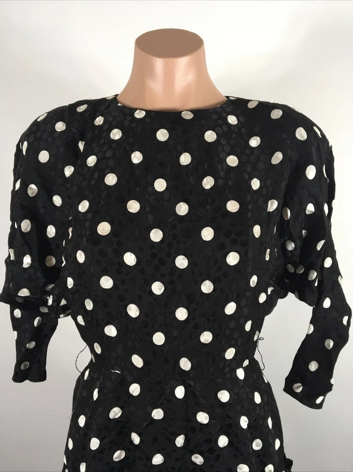 Vestido blusa vintage anos 80 Gillian babado bolinhas seda gota cintura coquetel tamanho 2 - Imagem 4 de 4