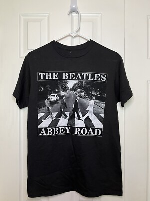 THE BEATLES “Abbey Road” Black Short Sleeve Hot Topic T-Shirt Size