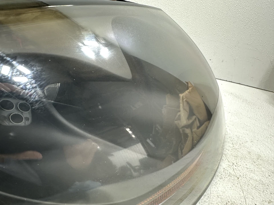 00-06 AUDI TT QUATTRO RIGHT SIDE BLACK HID XENON HEADLIGHT LIGHT 8N0941004AF OEM - Image 4 of 4