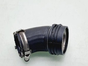 VW TOUAREG 7LA, 7L6, 7L7 Ladeluftkühlerschlauch 7L6145943B 2.97 Diesel 21323415