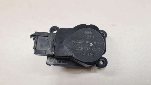 Mercedes-Benz E W211 2004 Stellmotor Heizung Klima 41047324 Diesel 130kW VLU1521