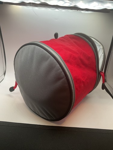 California Innovation - Insulated Round Zippered Cooler Bag - Red & Black - Picture 6 of 6