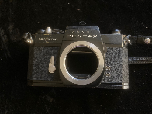 Asahi-Pentax Spotmatic SP Kamera *nur Teile oder Reparatur*