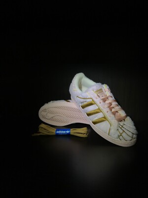 Adidas Originals Superstar Conchas in Ice Pink UK