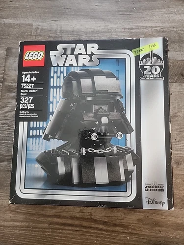 Lego Star Wars Set #75227 Darth Vader Bust, 2019 20th Celebration - Sealed