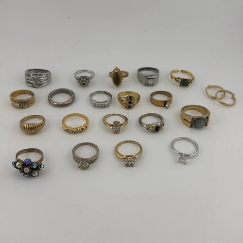 Lot of Vintage Costume Jewelry Rings Men's and Women's