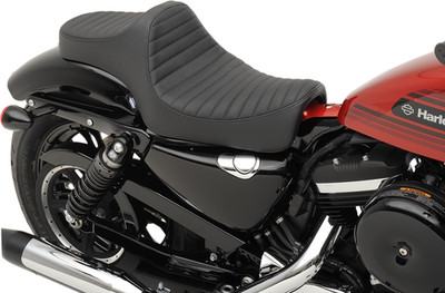 Drag Specialties - 0804-0730 - Predator III Seat - Classic Stitch - XL '04-'22
