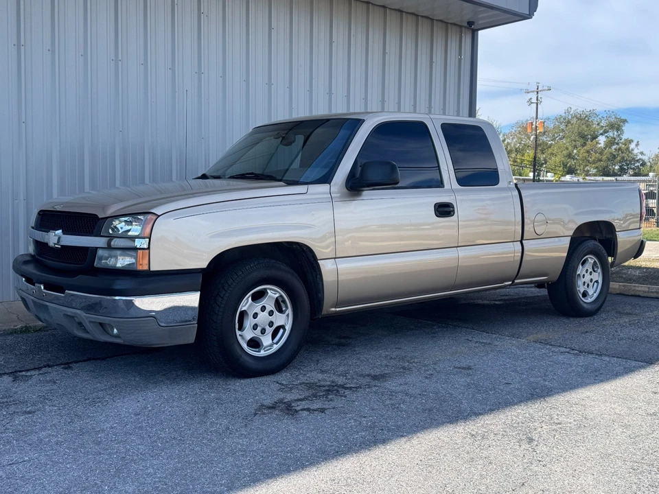 Chevrolet Silverado 1500 C1500 2004 Foto 2 de 4