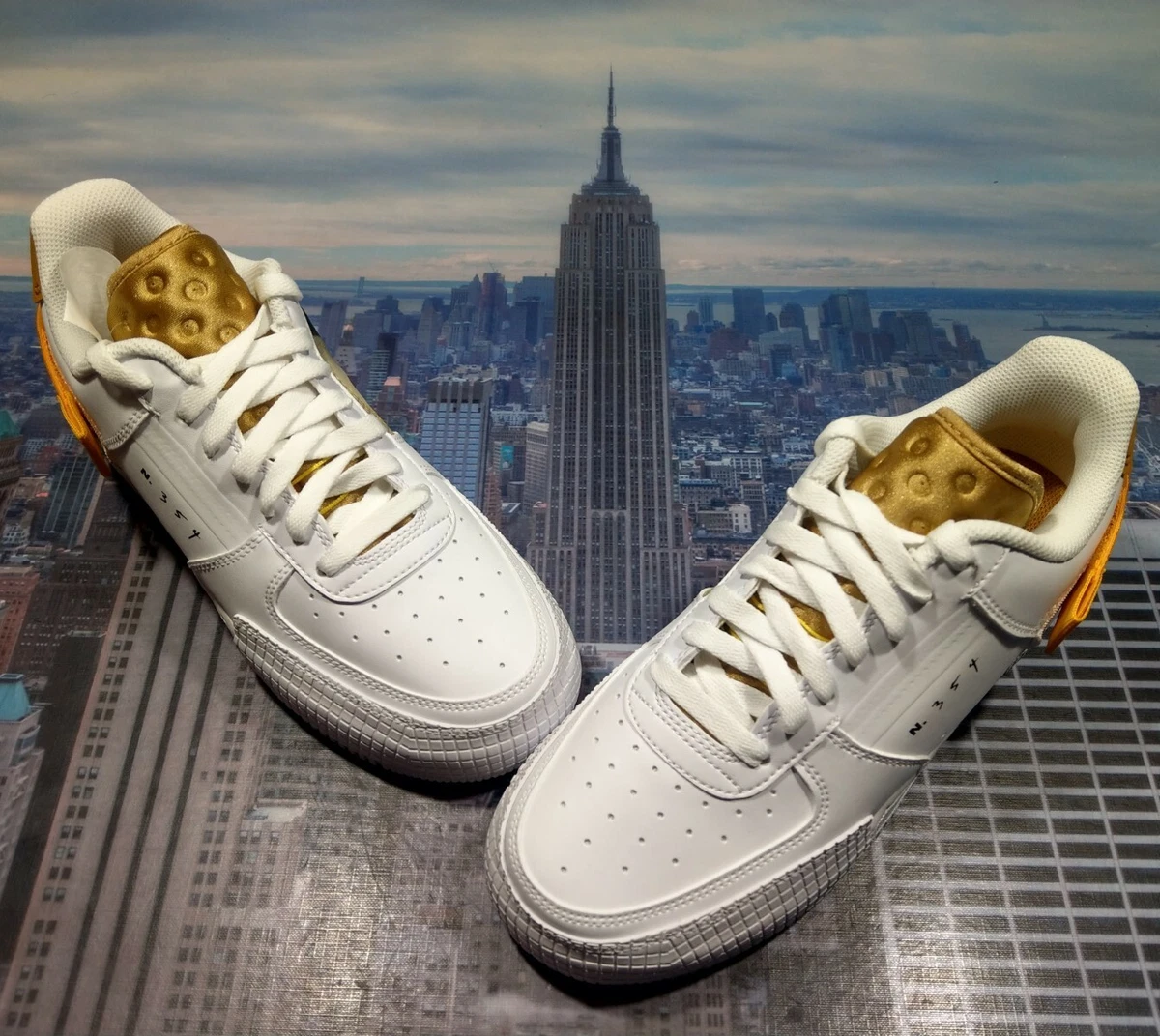 Nike Air Force 1 Low Retro Men's Shoes Size - 5, White/University Gold