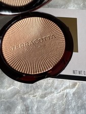 GUERLAIN Terracotta Luminizer The Shimmering Powder Highlighting 01 WARM GOLD 7G