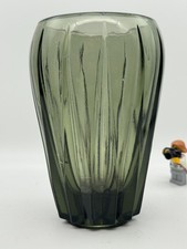 Wazon ze szkła prasowanego Carmen Fritz Keuchel Lausitz Schwepnitz OLG połowa wieku NRD Design