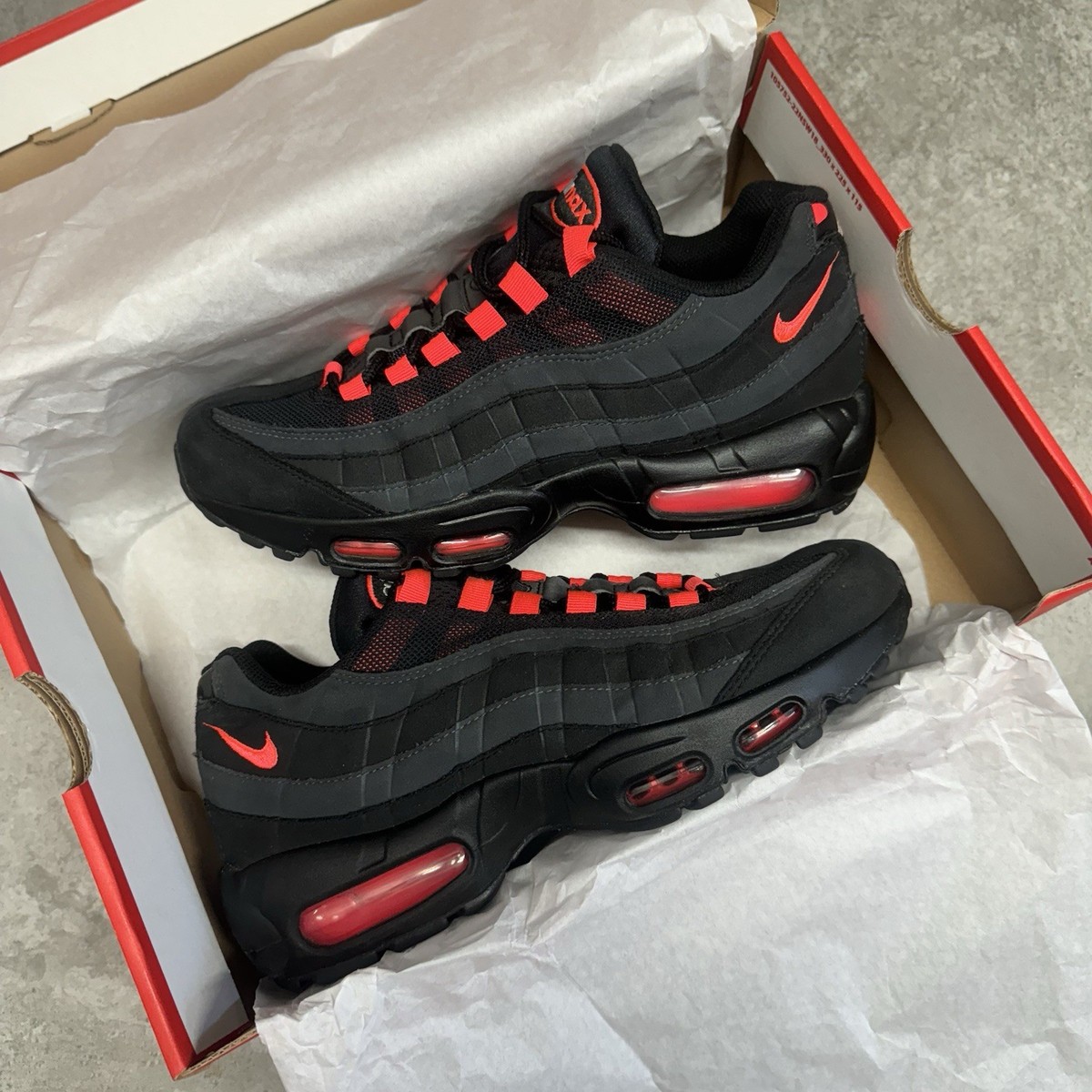 Nike Air Max 95 Black Laser Crimson UK7.5 EU42 US8.5 (2020