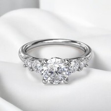 2 kt runder, im Labor gezüchteter Diamant-Verlobungsring 14 kt Weißgold IGI