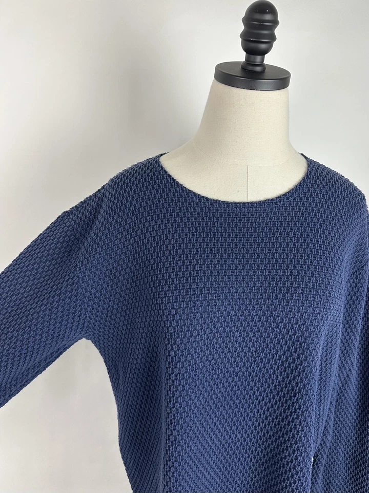 Blusa túnica vintage años 90 M azul marino a cuadros textura tejida ajuste cuadrado minimalista  Foto 3 de 4