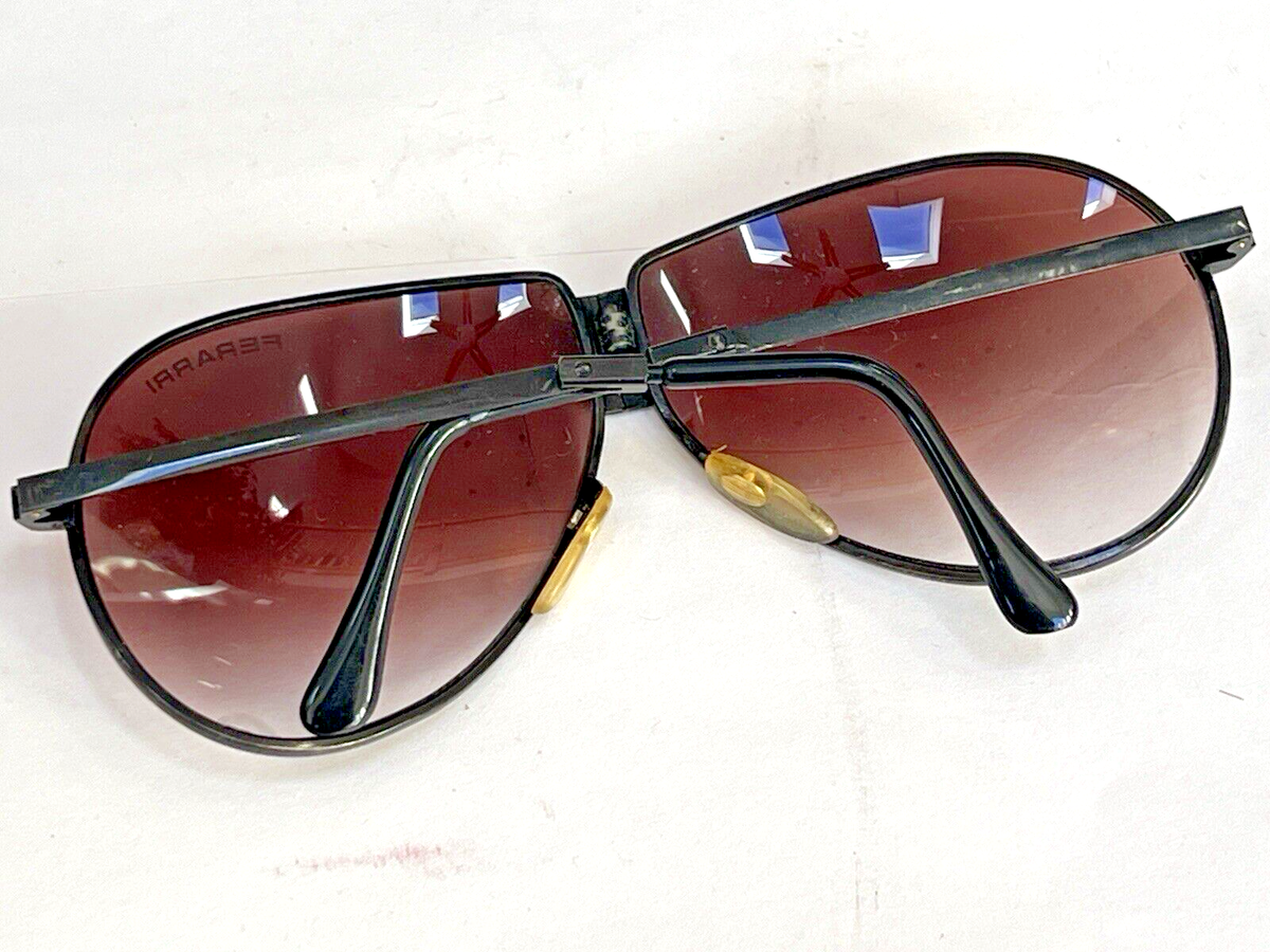 Ferrari アビエーターサングラス ゴールド/ブラック Ferrari Sunglasses - Mod. F28 Vintage Gold Pilot Aiviator