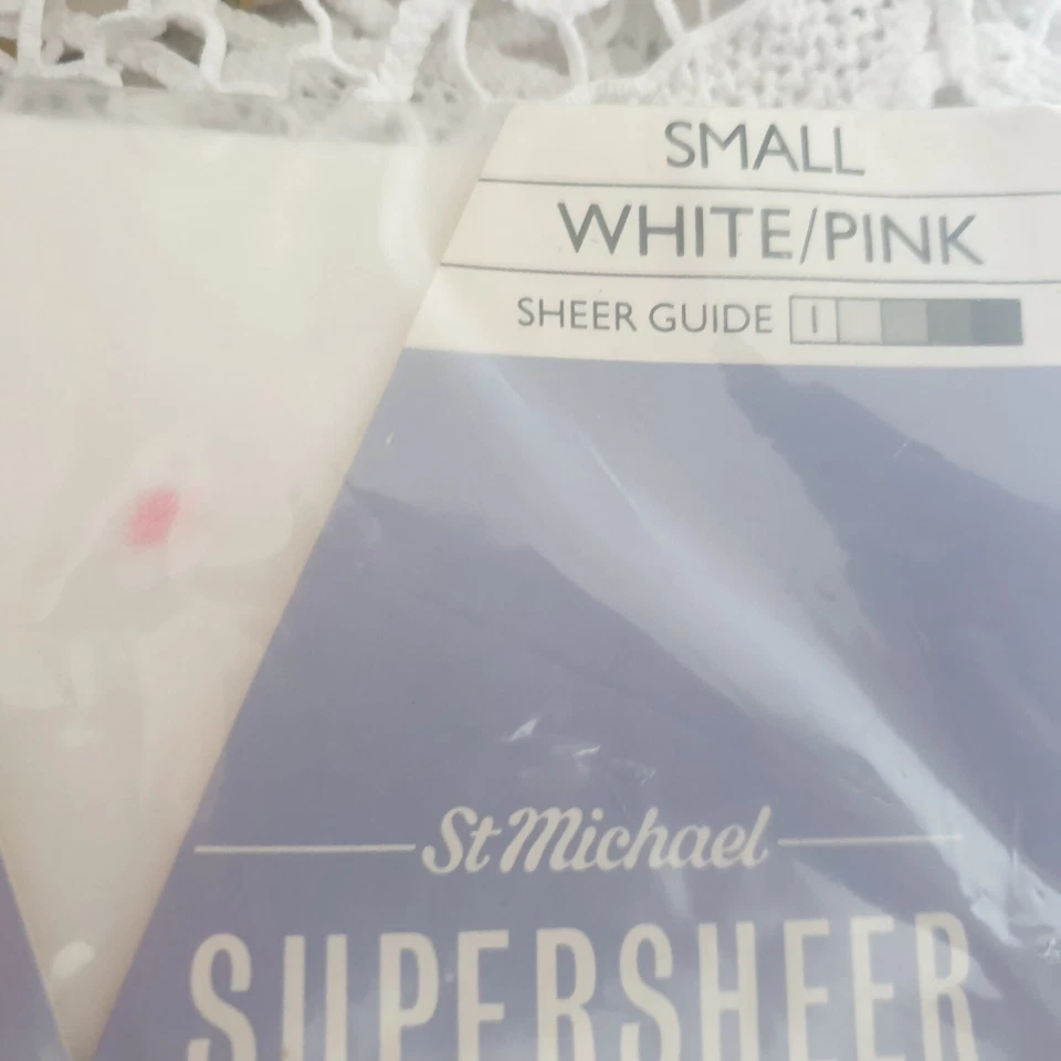 Vintage 80s Stockings White Pink Daisy St Michael Supersheer Sz S - Image 2 of 4