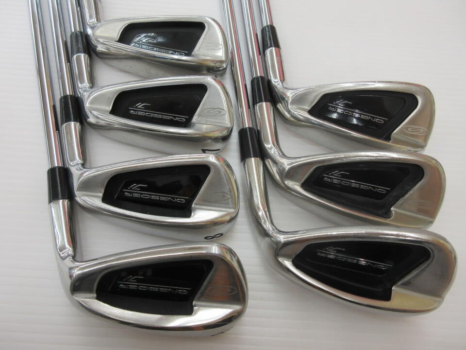 Japanese Set of 2 x Tsuruya ONESIDER EZ Irons 6 & 7 Stiff Graphite Shafts Japanese Set of 2 x Tsuruya ONESIDER EZ Irons 6 & 7 Stiff Graphite Shafts