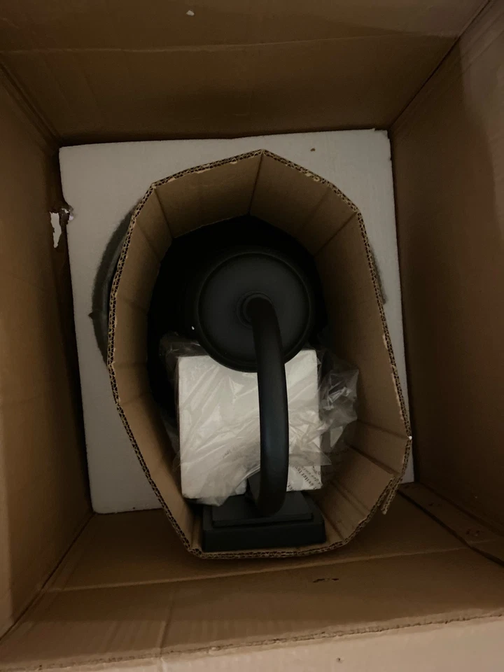 Aplique linterna de pared exterior negra estación Redding Generation Lighting OL9004TXB Foto 3 de 3