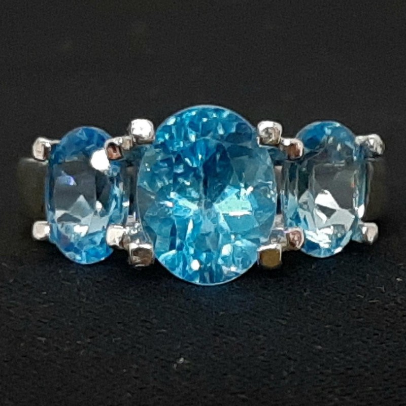 World Class 3.60ctw Blue Topaz 925 Sterling Silver Ring Size 7