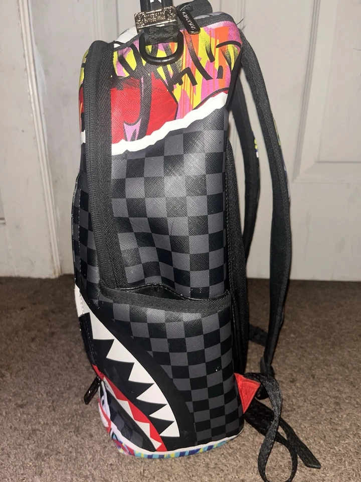 ARTISTIC PURSUIT BACKPACK (DLXV) No Tag Two Months Old Used - Image 3 of 4