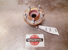 Front Hub From 2008 Chrysler 300 10037991