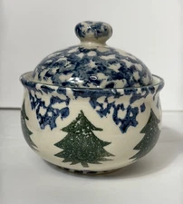 2-Pc Folkcraft Tienshan Cabin in the Snow Sponged Trees Sugar Bowl w/Lid Unused