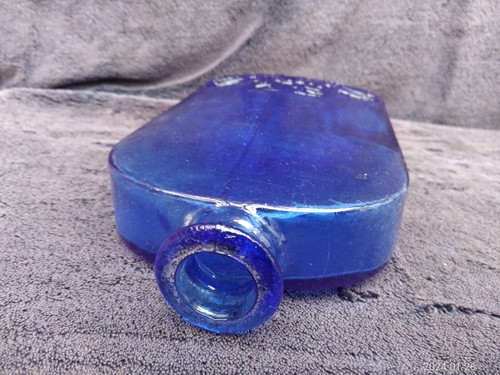 Vidrios De Levante (GOOD COND) 18cm 7" Cobalt Blue Glass Bottle Flask Hand Blown