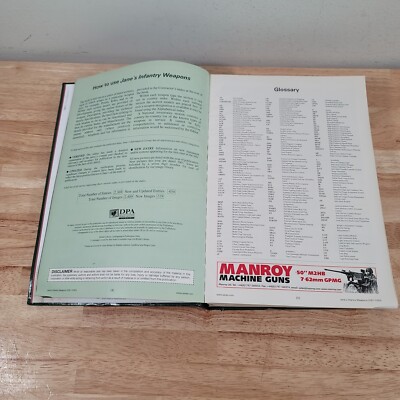 人文 JANE'S WEAPON SYSTEMS 1974-75 Jane's Weapon Systems 1985-86 : Pretty, Ronald T. (ed