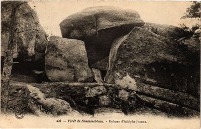 Old postcard Foret de FONTAINEBLEAU - Dolmen d'Adolphe Joanne (248730)