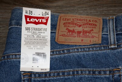 NEW W/ Tags Levi Strauss & Co. Blue Denim Jeans 505 Straight Fit Mens 36 x 34
