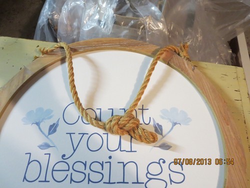 ROUND WOOD WALL DECOR--"COUNT YOUR BLESSINGS"--18" ACROSS--ROPE HANGER-#Y20A-3 - Picture 11 of 24