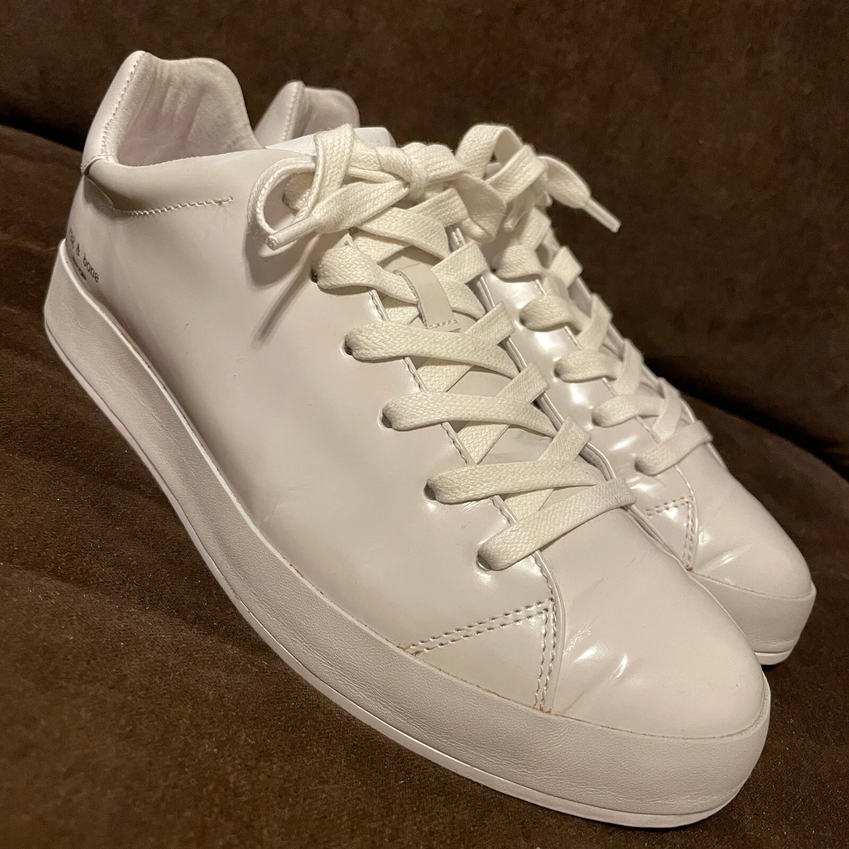 low-top leather sneakers