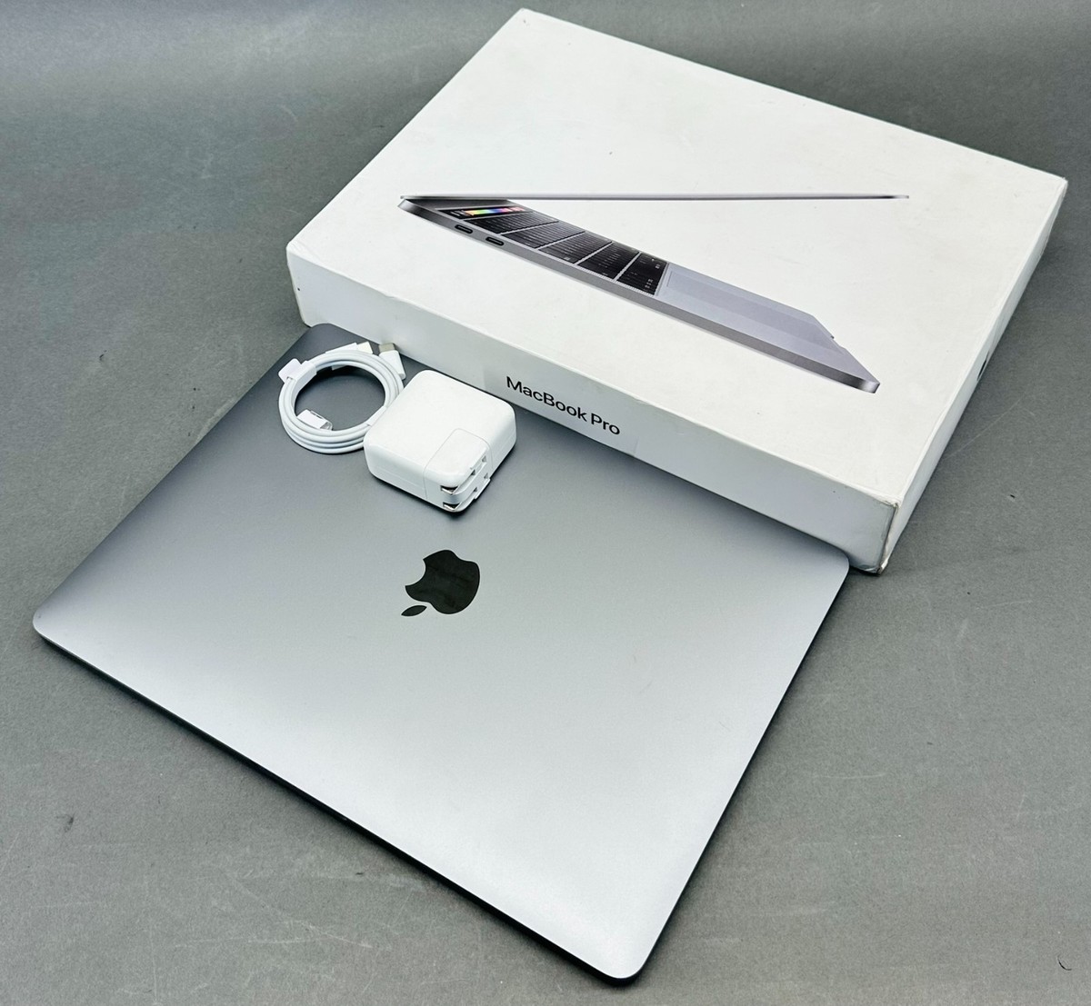 2019 Apple MacBook Pro 13.3
