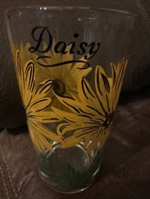 Vintage Boscul Peanut Butter Jar Drinking Glasses Tumblers with Daisy Flowers