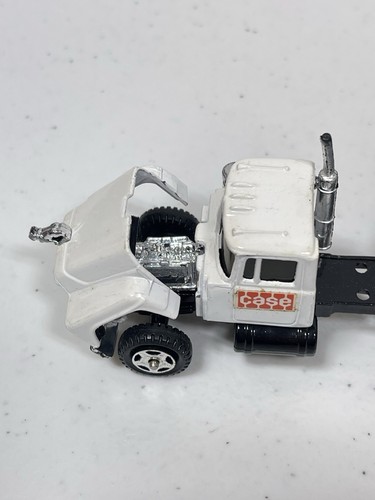 1/64 Case IH 2594 Equipment Hauling Set with Mack Semi - Picture 8 of 16