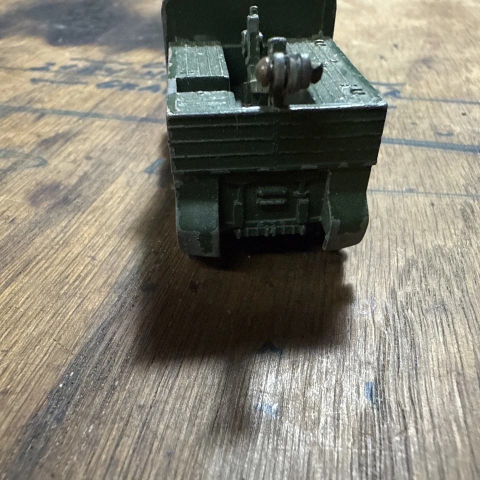 Vintage  Toys Military Vehicles   Lesney  Scammell  RECOVERY TRACTOR - Image 3 of 4