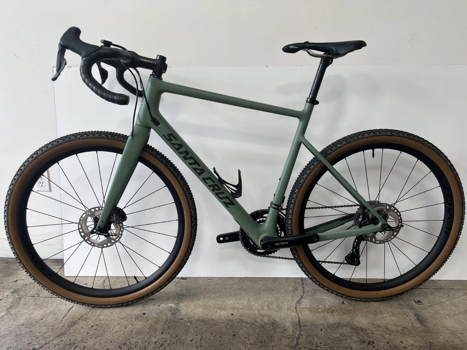 Santa Cruz Stigmata 3 56 Large Shimano GRX di2 Roval Carbon Wheelset ENVE - Image 2 of 4