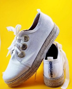 canvas tennis sneakers