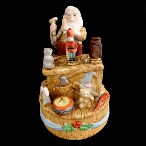 CHRISTMAS wind-up PORCELAIN VINTAGE MUSIC BOX / "SANTA CLAUS IS COMING TO TOWN" - Picture 7 of 7