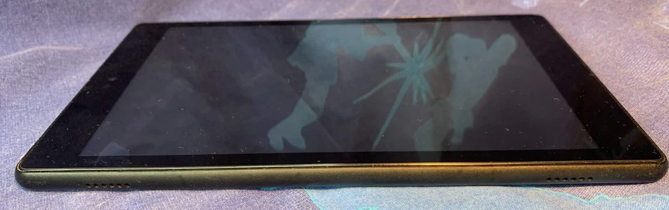 Amazon Fire HD 8 Tablet (7th Gen) SX034QT Wifi Blue - FAULTY - Image 4 of 4