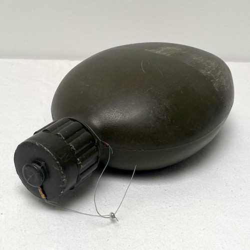 Portuguese Paratroopers water bottle canteen Africa War - Picture 5 of 6