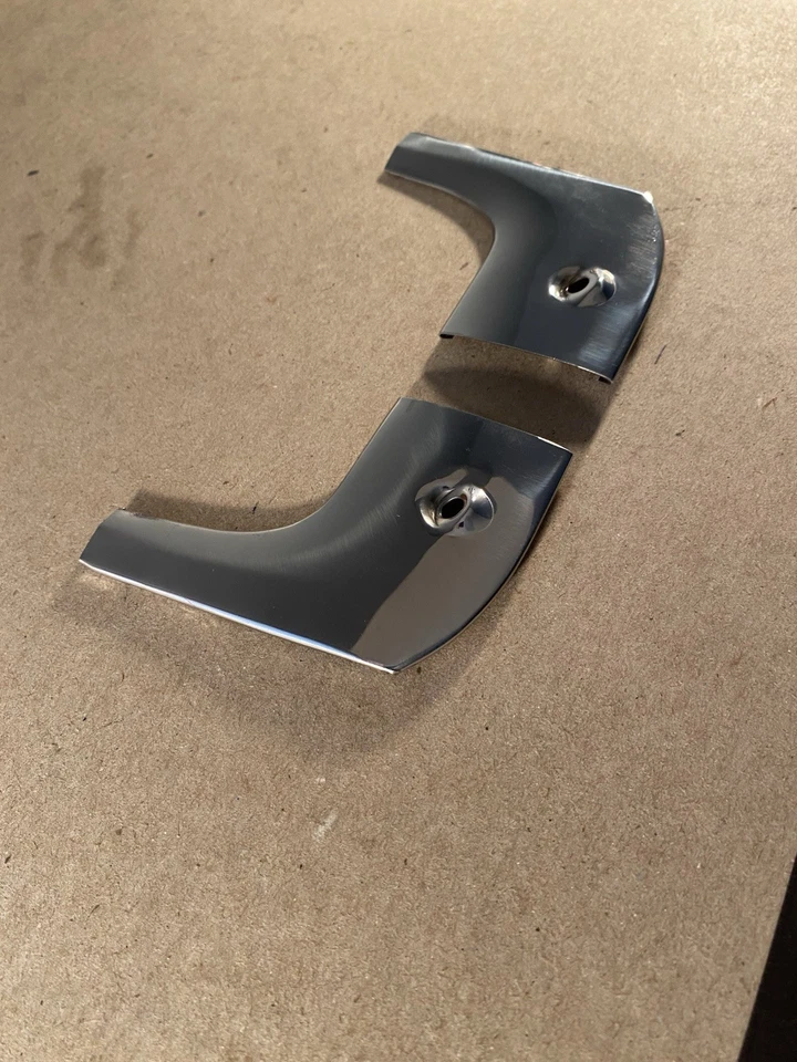 MOPAR 70-74 71 CUDA CHALLENGER  LEFT RIGHT PAIR LOWER WINDSHIELD MOLDINGS CHROME - Image 2 of 4