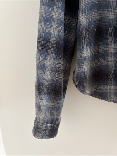 BDG Shirt Womens M Blue Plaid Button Up Collared Long Sleeves Flannel Pocket - Picture 4 of 5