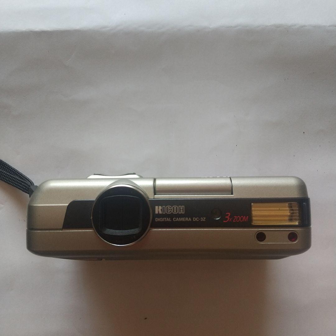 【動作品】【美品】RICOH デジタルカメラ DC-3G 早とちりで初心に戻り損ねた…!? 35万画素リコーDC-3Gを入手～撮影日記